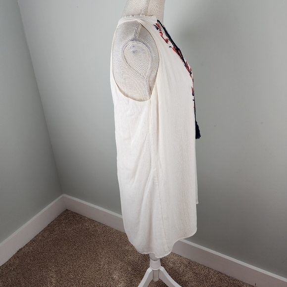 THML Roonie Embroidered Sleeveless Lined Tassel Tie Mini Swing Dress Size Mefium - Picture 3 of 8